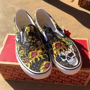 Vans shoes adult women 11 sunflower skull slip on